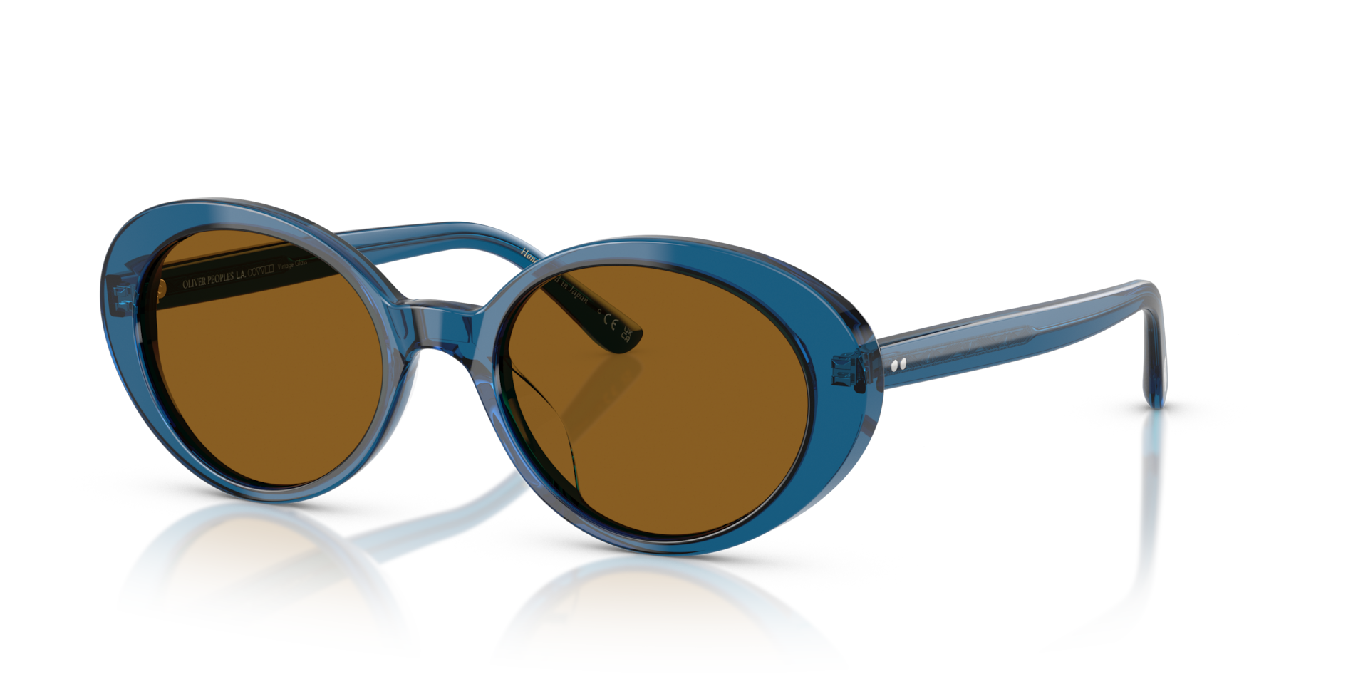 Oliver Peoples Lumar の 鉄紺ブルー フレームと トゥルーブラウン
