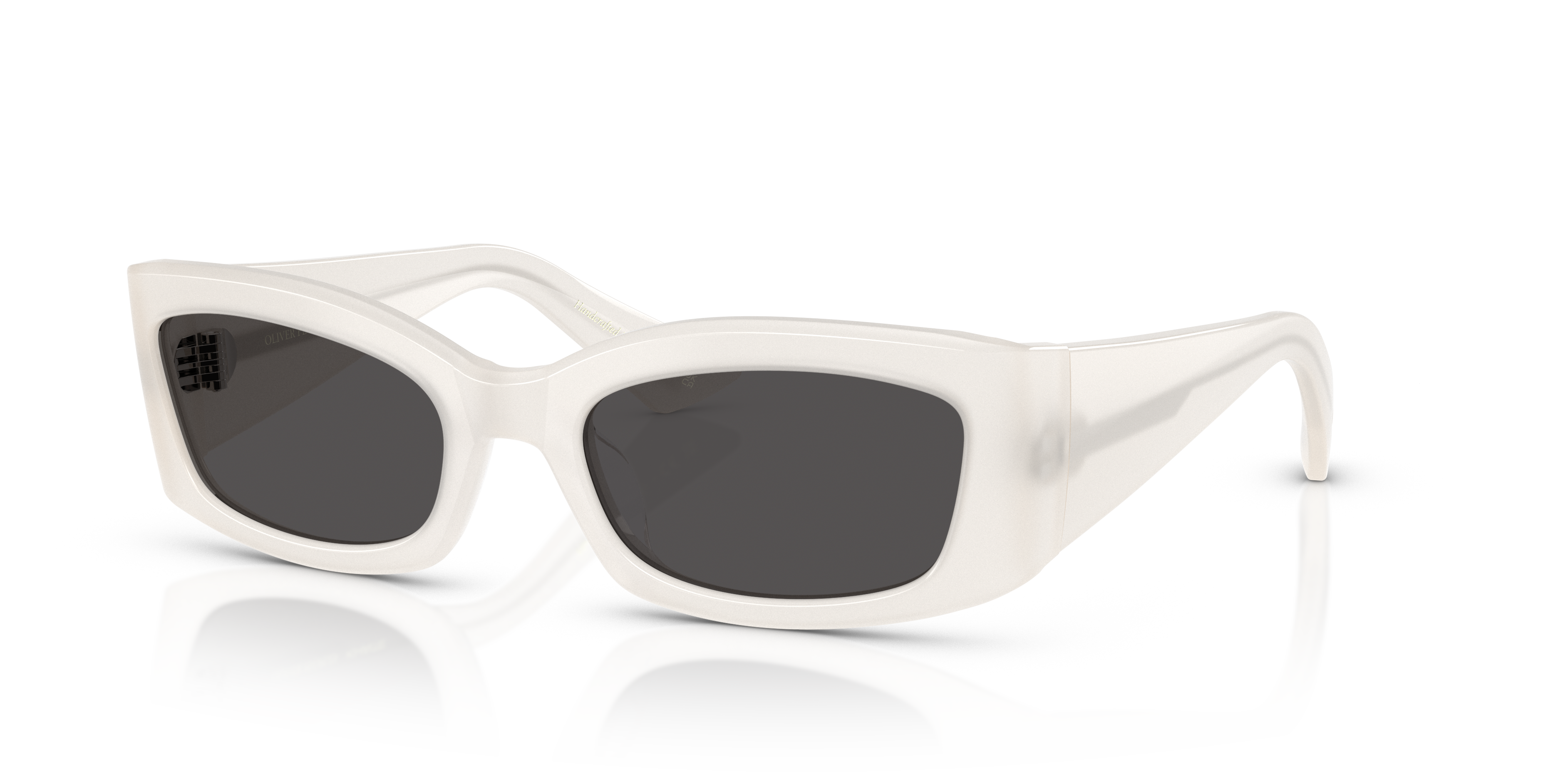 メキシコ　オアハカベル Oliver Peoples 1993C with Ecru frame and Grey lenses | Oliver