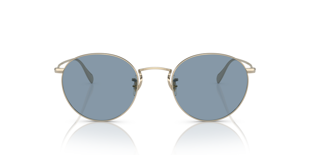 Oliver Peoples Victory II の ピューター フレームと サンドストーン
