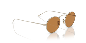 Oliver Peoples M-4 30Th avec une monture Or et des verres Brun - L'image 3