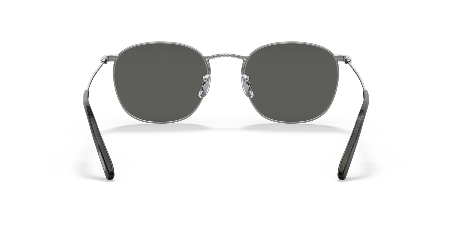 Oliver Peoples Goldsen Sun with Silver frame and Grey lenses - Image Nosepads