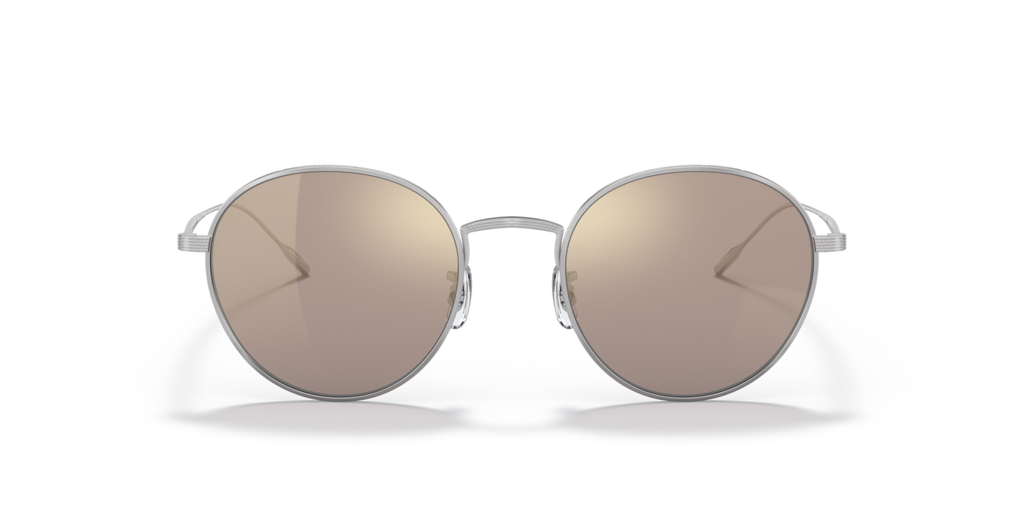Sie Oliver Peoples Altair mit Silber Gestell und Braun Gläsern - Bild Material