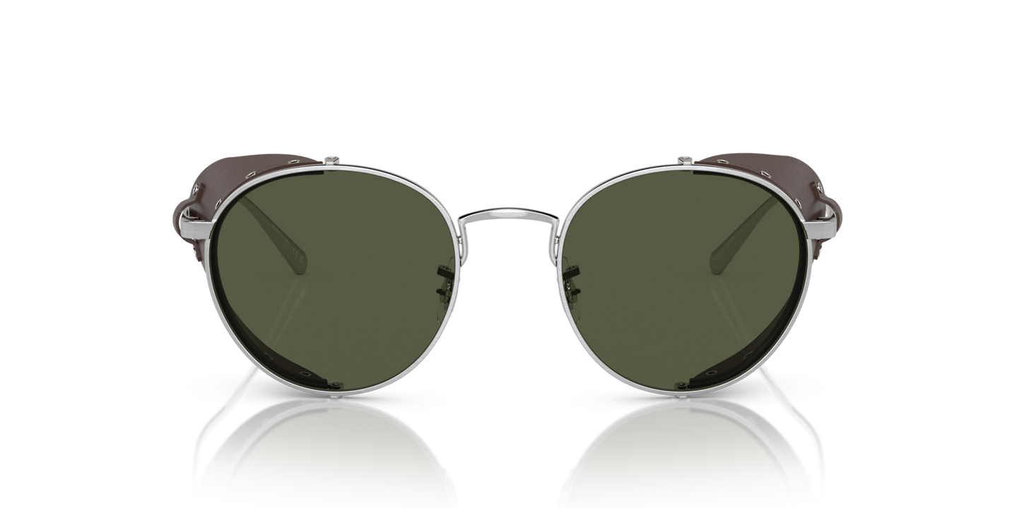 Oliver Peoples Cesarino-L avec une monture Brushed Silver/Sequoia Leather et des verres Vert - Image Verres