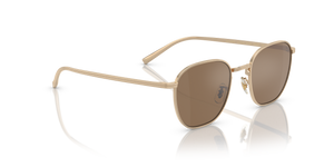 Sie Oliver Peoples Rynn mit Gold Gestell und Braun Gläsern - Das Bild 3