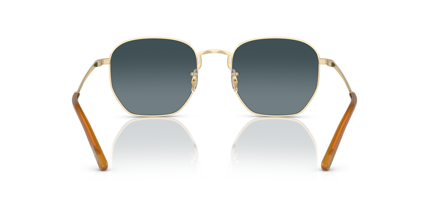 Oliver Peoples Kierney Sun with Gold frame and Blue lenses - Image Nosepads