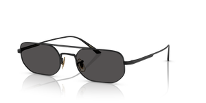 Oliver Peoples 1989C con montatura Nero Opaco e lenti  Grigio - L'immagine 1