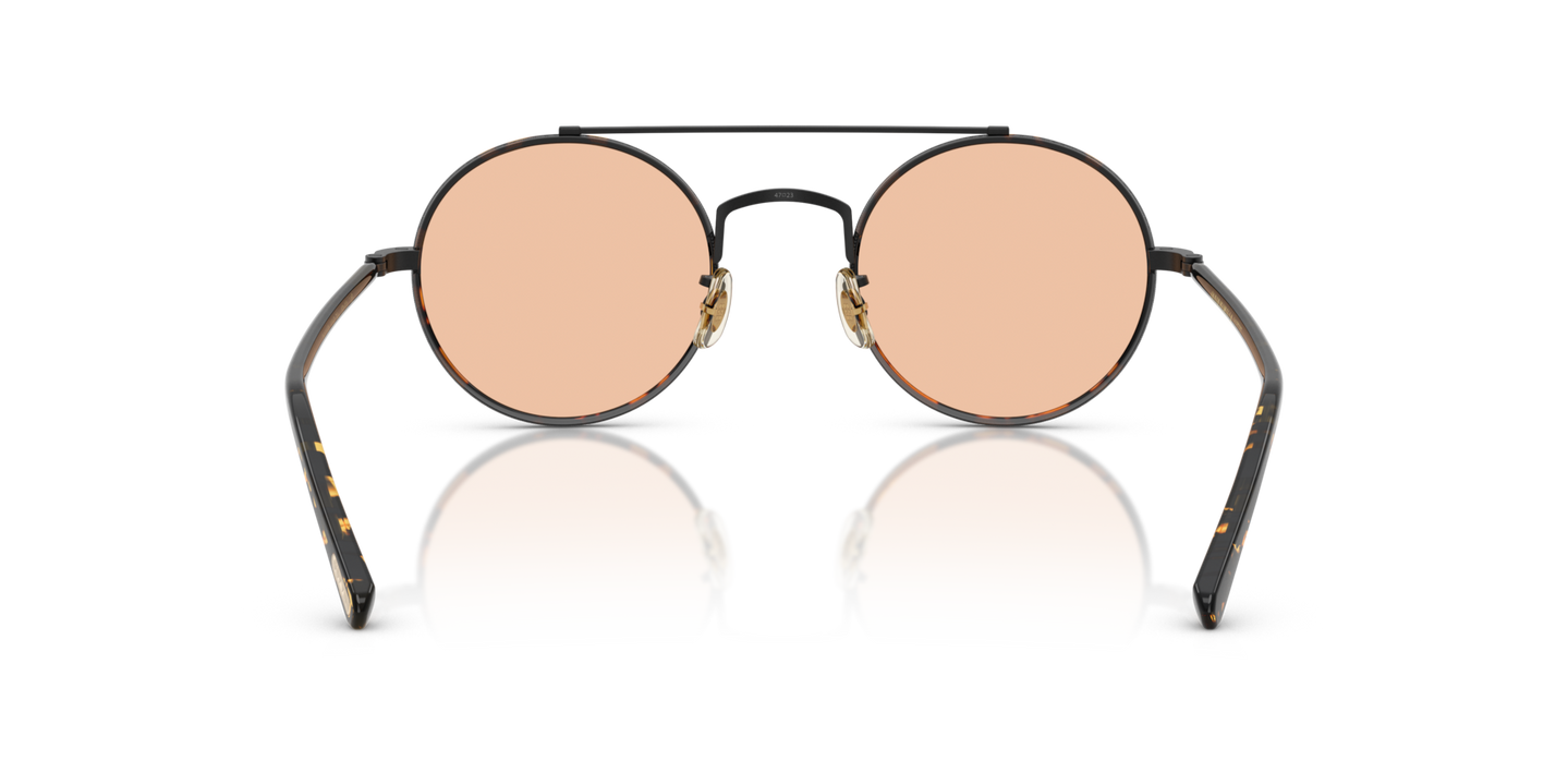 Oliver Peoples Etlin with Matte Black frame - Image Nosepads