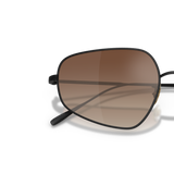 Oliver Peoples Eylla avec une monture Noir mat et des verres Brun - Variant