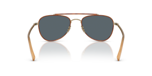 Sie Oliver Peoples Sacoye mit Gold/Bernstein Gestell und Blau Gläsern - Das Bild 5