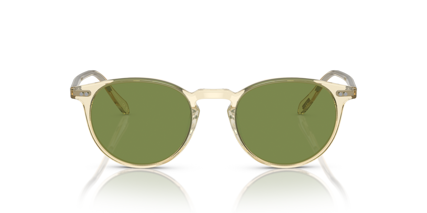 Oliver Peoples Riley Sun avec une monture Chamois et des verres Vert - Image Verres