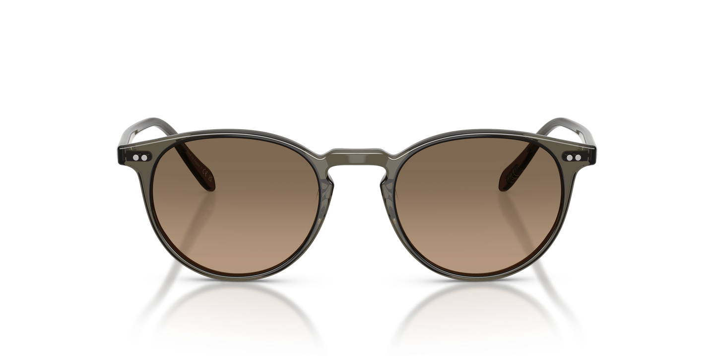 Oliver Peoples Riley Sun の Inkwell フレームと サンドストーン