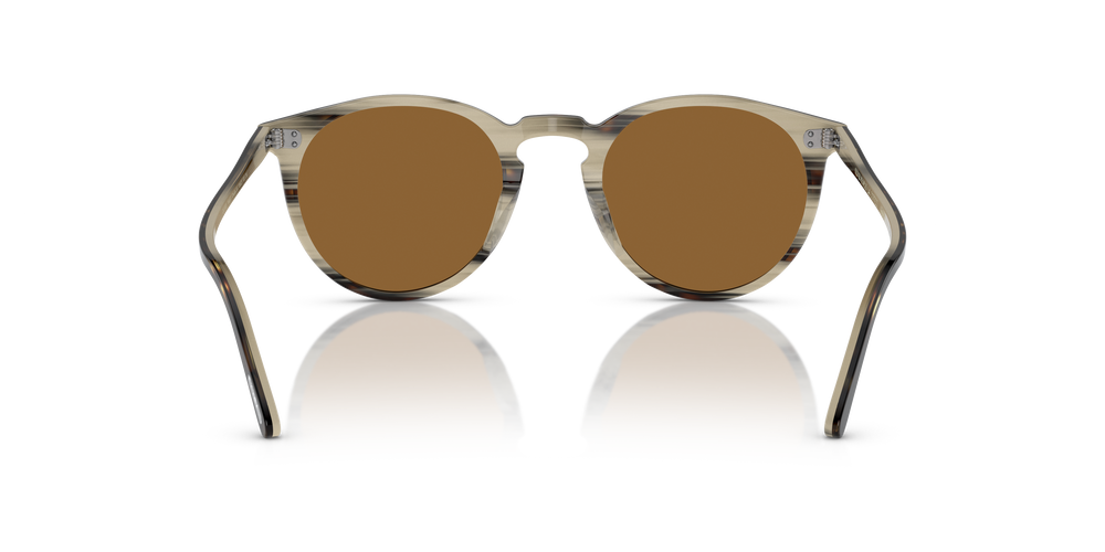 Oliver Peoples O'Malley Sun avec une monture 362-Corne et des verres Brun - L'image 5