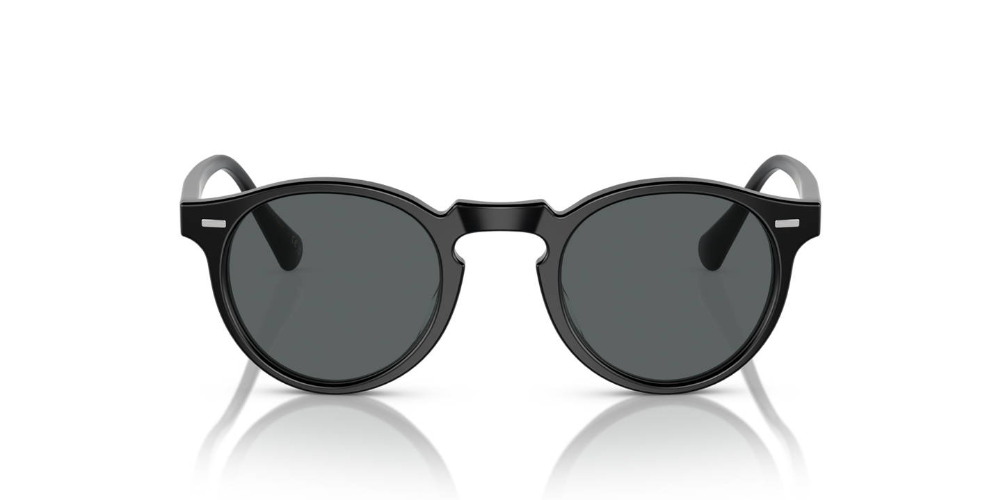 Oliver Peoples Gregory Peck Sun con montatura Semi-Matte Black e lenti  Grigio - Immagine Materiale