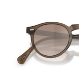 Oliver Peoples Gregory Peck Sun Exclusive con montatura Espresso semi-brillante e lenti  Marrone - Variant