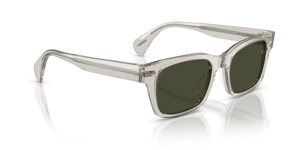 Sie Oliver Peoples Ryce Sun mit Black Diamond Gestell und Grün Gläsern - Das Bild 3