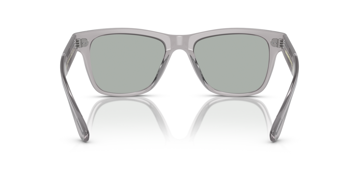 Oliver Peoples Oliver Sun-F with Workman Grey frame and Grey lenses - Image Nosepads