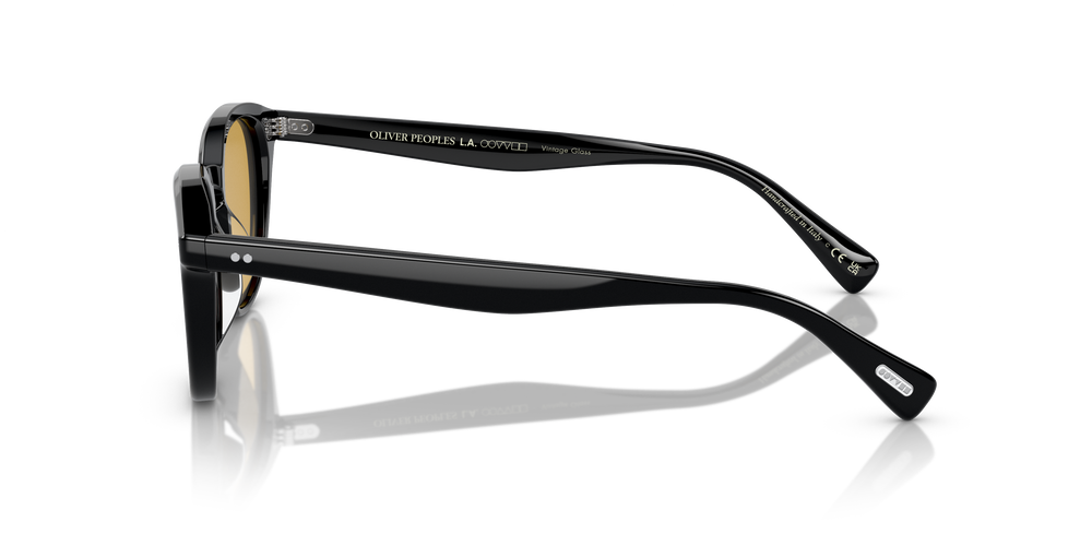 Sie Oliver Peoples Desmon Sun Limited Edition mit Schwarz Gestell und Gelb Gläsern - Das Bild 4
