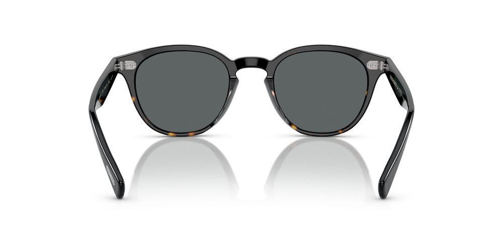 Oliver Peoples Desmon Sun with Black/362 Gradient frame and Grey lenses - Image 5