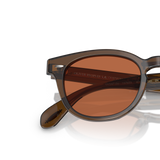 Oliver Peoples Sheldrake 1950 avec une monture Militaire foncé et des verres Orange - Variant