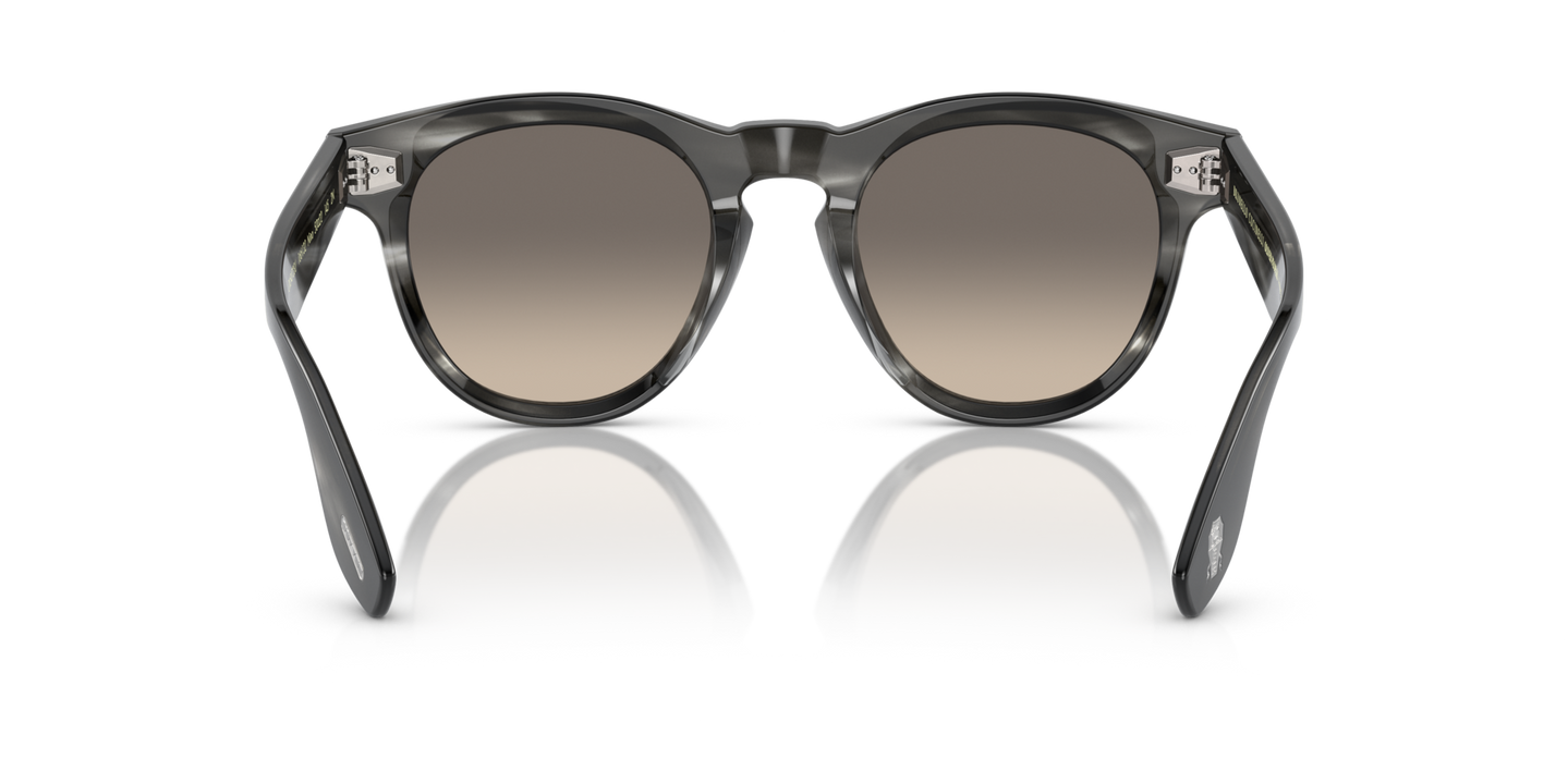 Oliver Peoples Nino with Charcoal Tortoise frame and Grey lenses - Image Nosepads