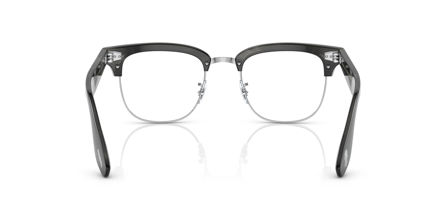 Sie Oliver Peoples Capannelle mit Charcoal Tortoise/Brushed Silver Gestell und Klar Gläsern - Bild Stegplättchen