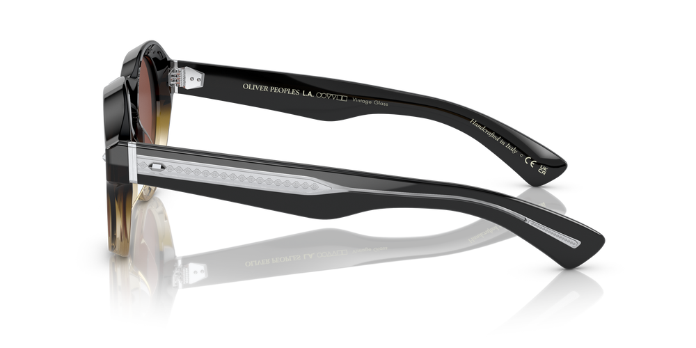 Oliver Peoples Cassavet avec une monture Kona dégradé et des verres Rouge - L'image 4