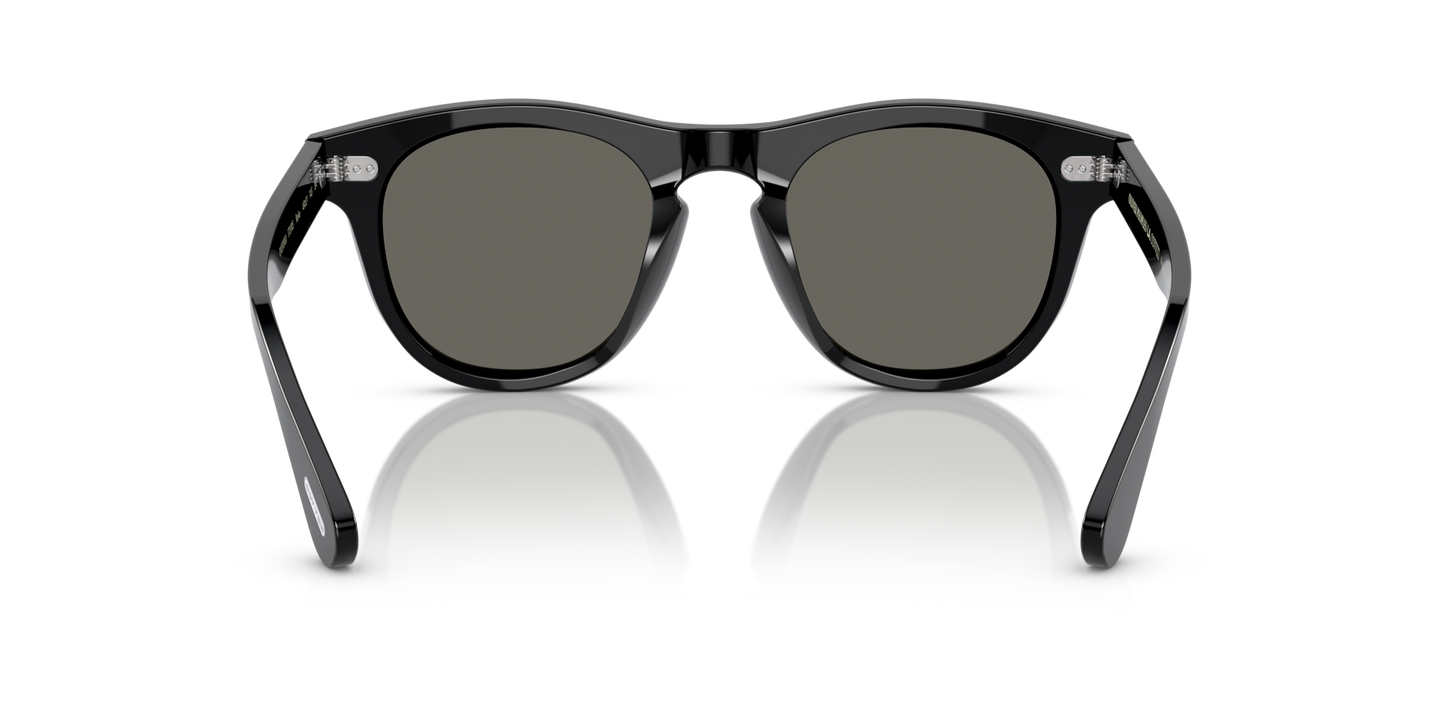 Oliver Peoples Rorke with Black frame and Grey lenses - Image Nosepads