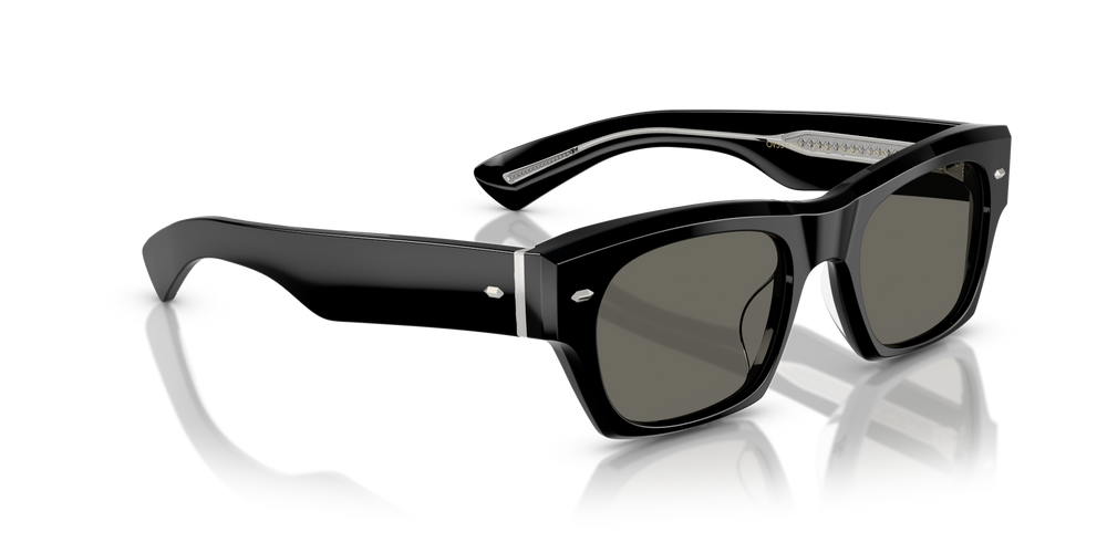 Oliver Peoples Kasdan 18K with Black frame and Grey lenses - image 3