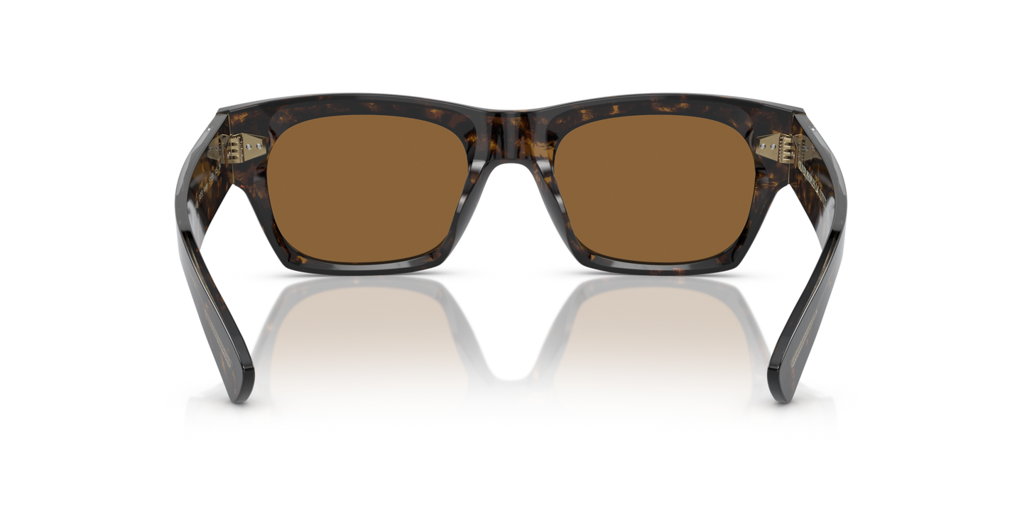 Sie Oliver Peoples Kasdan mit Walnut Tortoise Gestell und Braun Gläsern - Bild Stegplättchen
