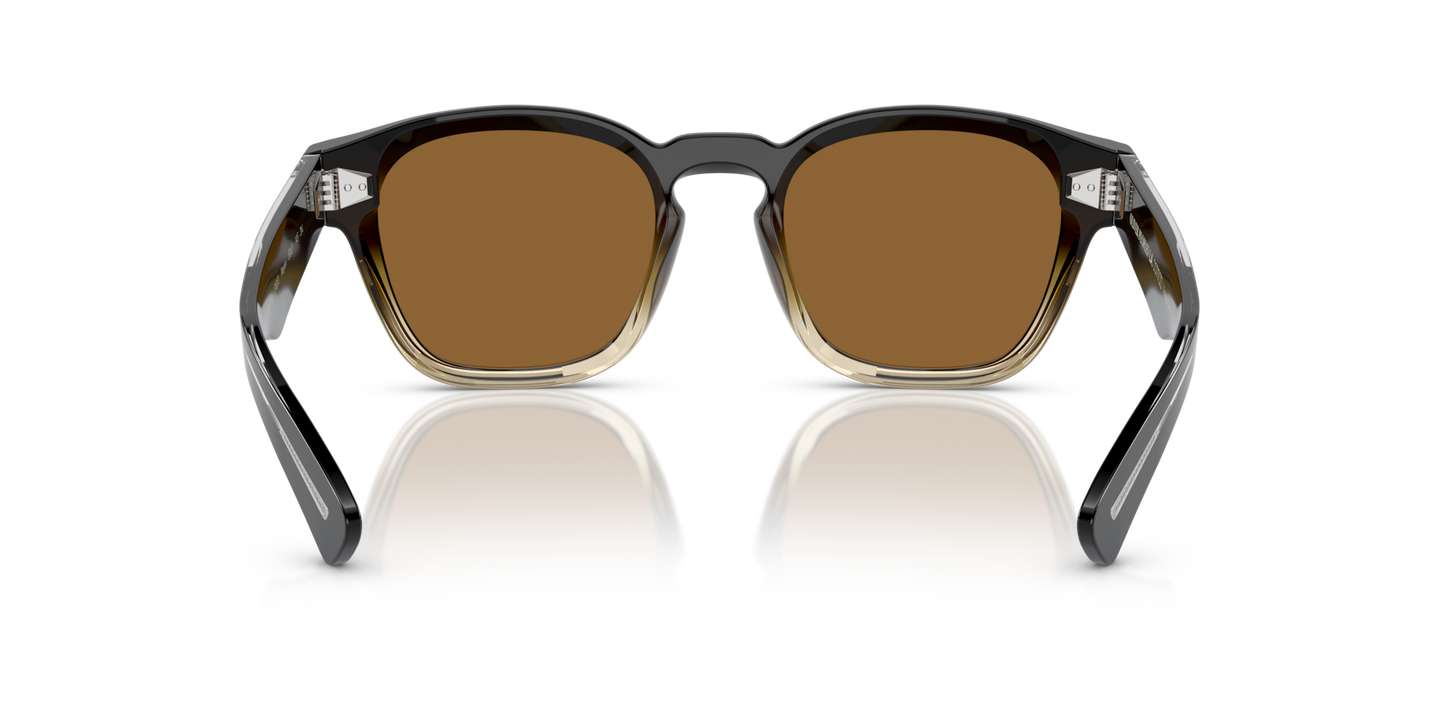 Sie Oliver Peoples Maysen mit Kona Gradient Gestell und Braun Gläsern - Bild Stegplättchen