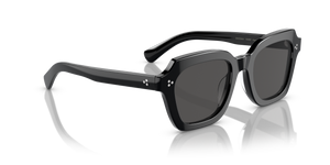 Oliver Peoples Kienna avec une monture Noir et des verres Gris - image 3