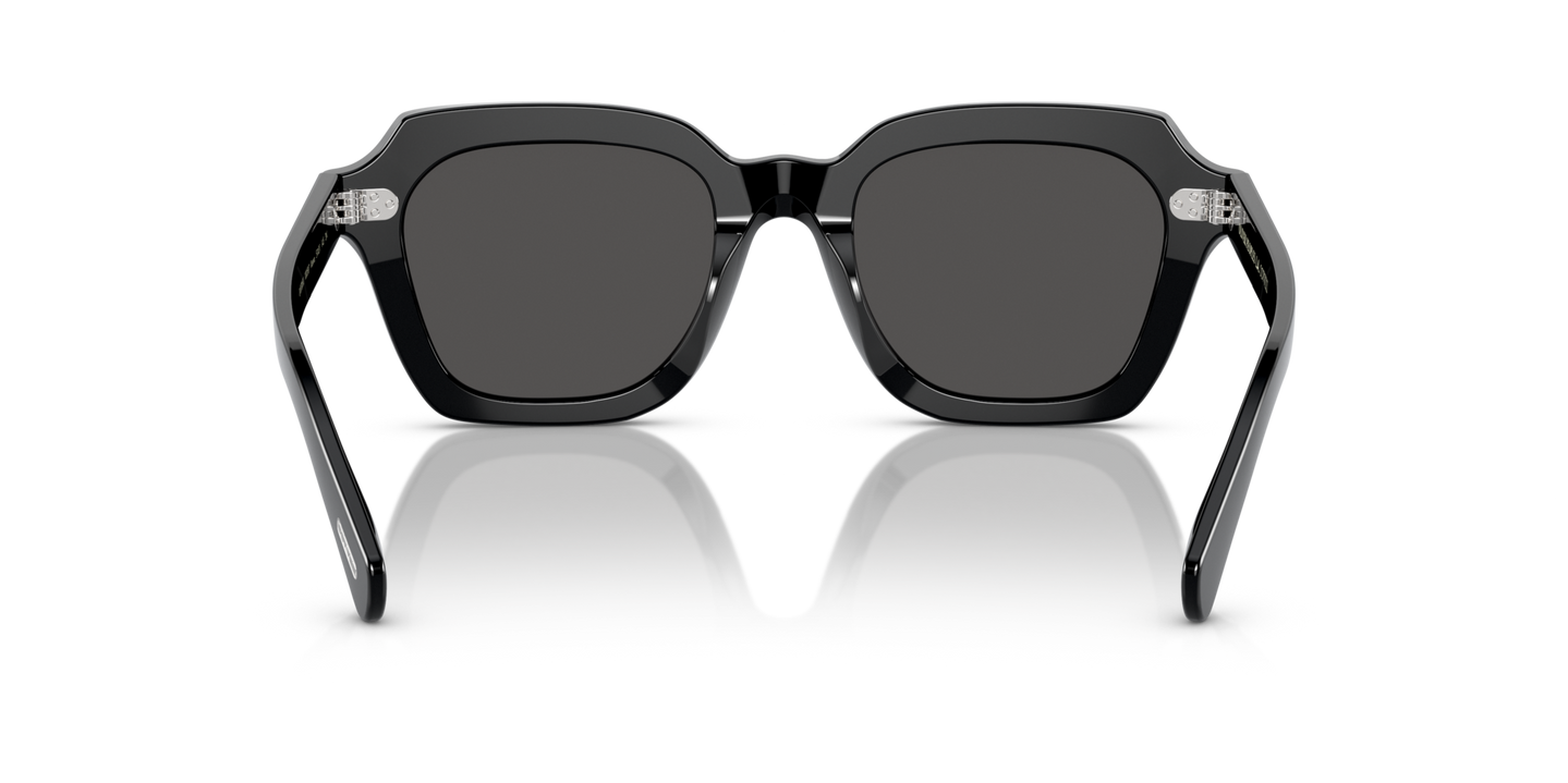 Oliver Peoples Kienna avec une monture Noir et des verres Gris - Image Plaquettes de nez