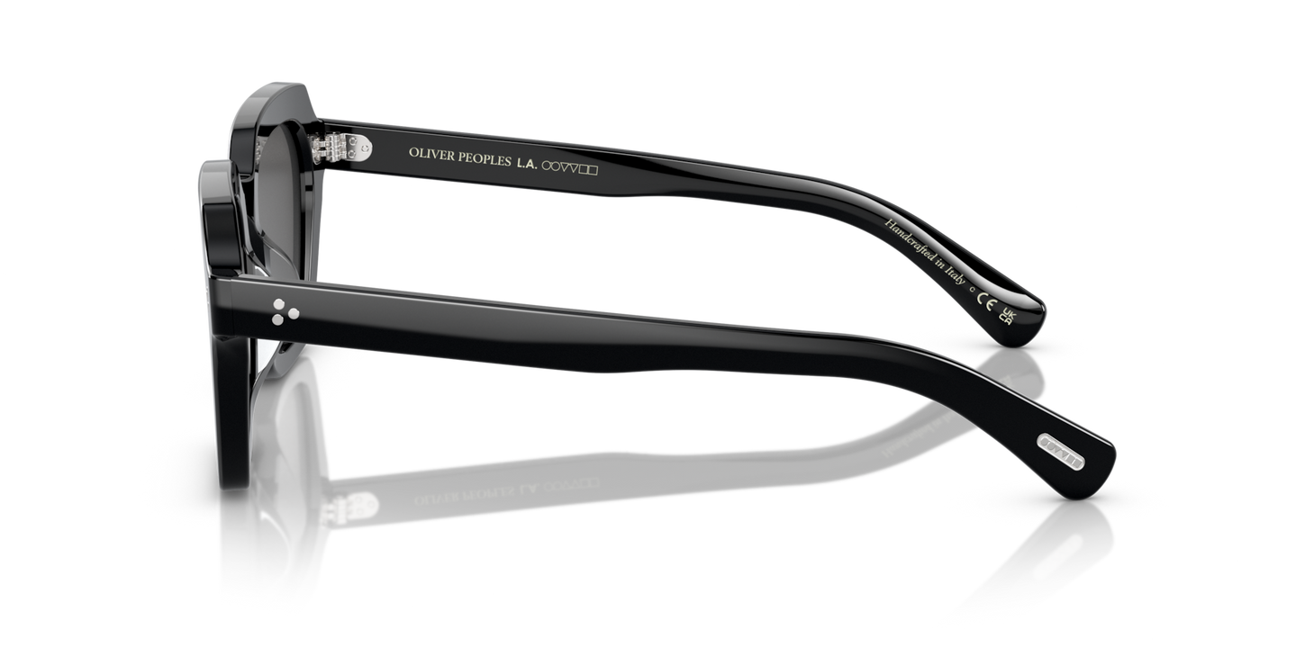 Oliver Peoples Kienna avec une monture Noir et des verres Gris - Image Branche