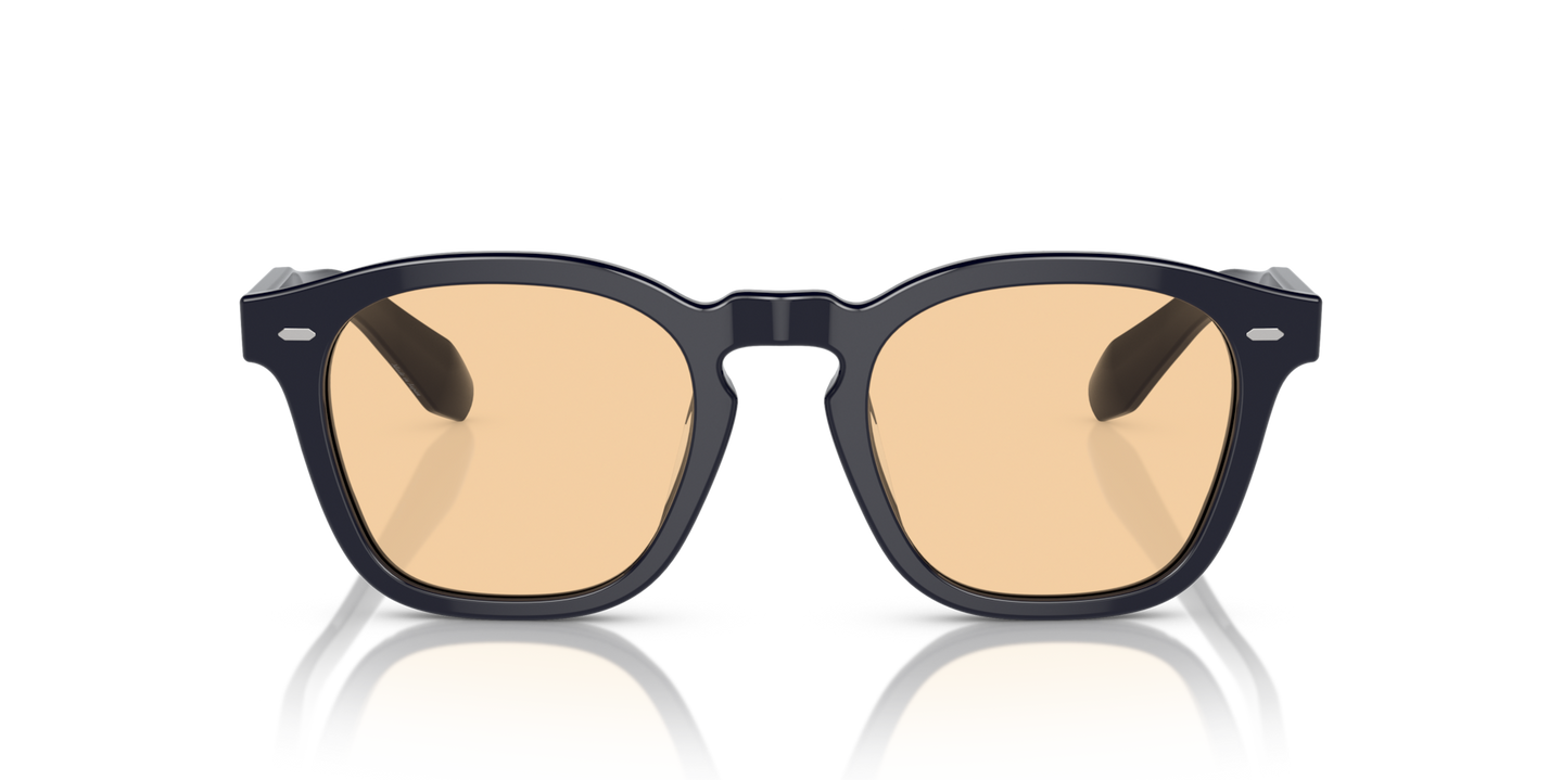 Oliver Peoples N.03 mit Hanada Indigo Gestell - Bild Material