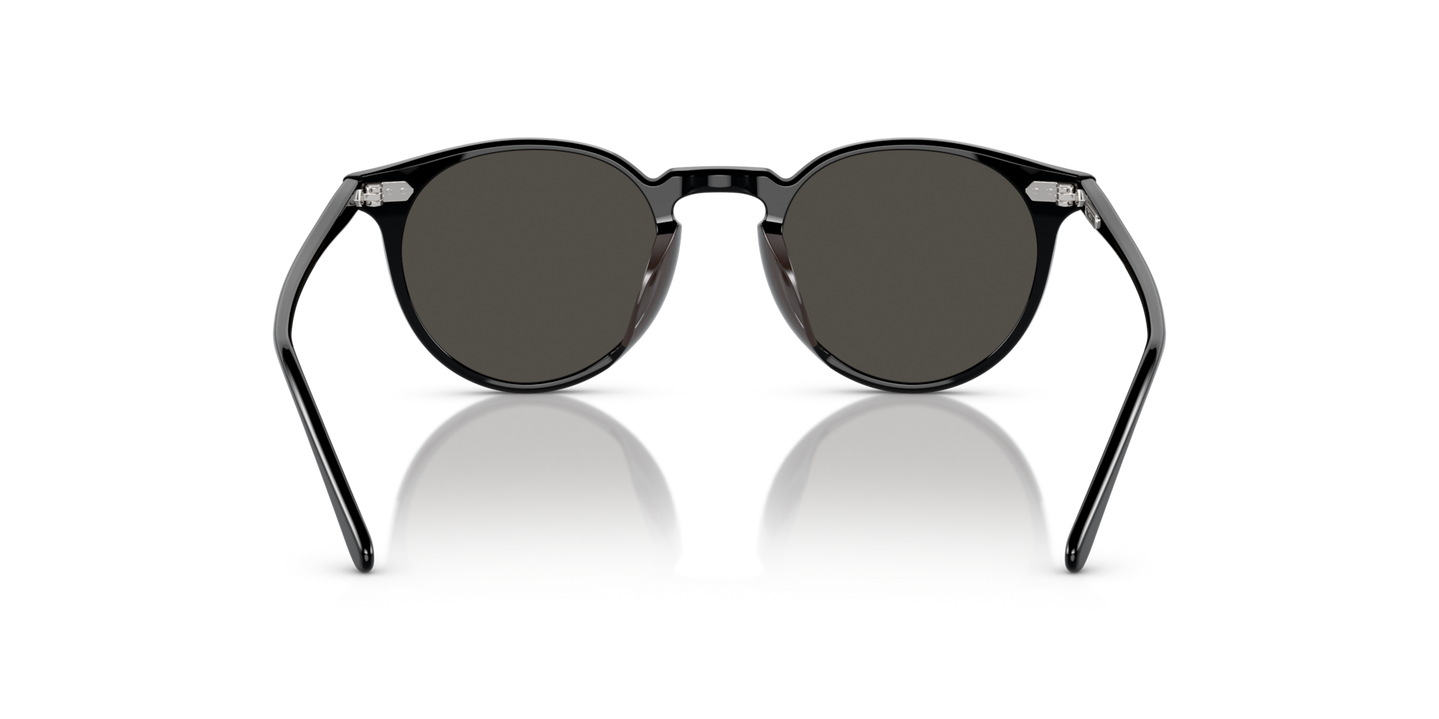 Oliver Peoples N.02 Sun with Kuri Brown frame and Grey lenses - Image Nosepads