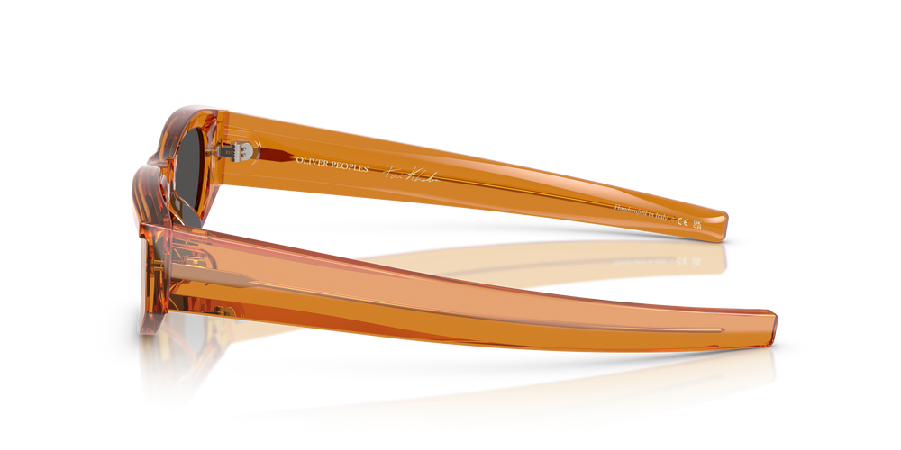 Sie Oliver Peoples Fai II mit Smoked Topaz Gestell und Grau Gläsern - Das Bild 4