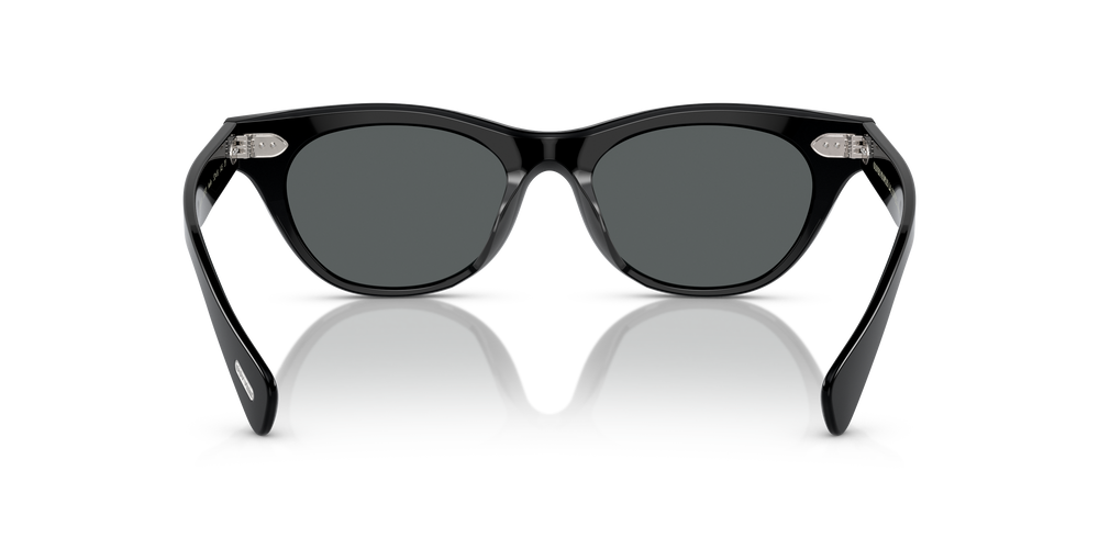 Sie Oliver Peoples Avelin mit Schwarz Gestell und Grau Gläsern - Das Bild 5