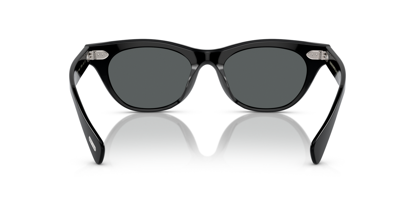 Oliver Peoples Avelin avec une monture Noir et des verres Gris - Image Plaquettes de nez