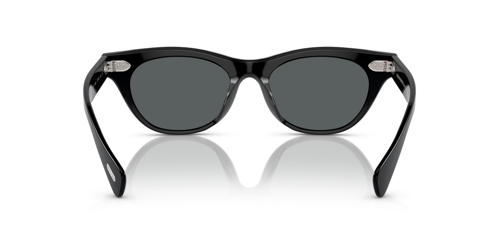 Oliver Peoples Avelin avec une monture Noir et des verres Gris - image 5