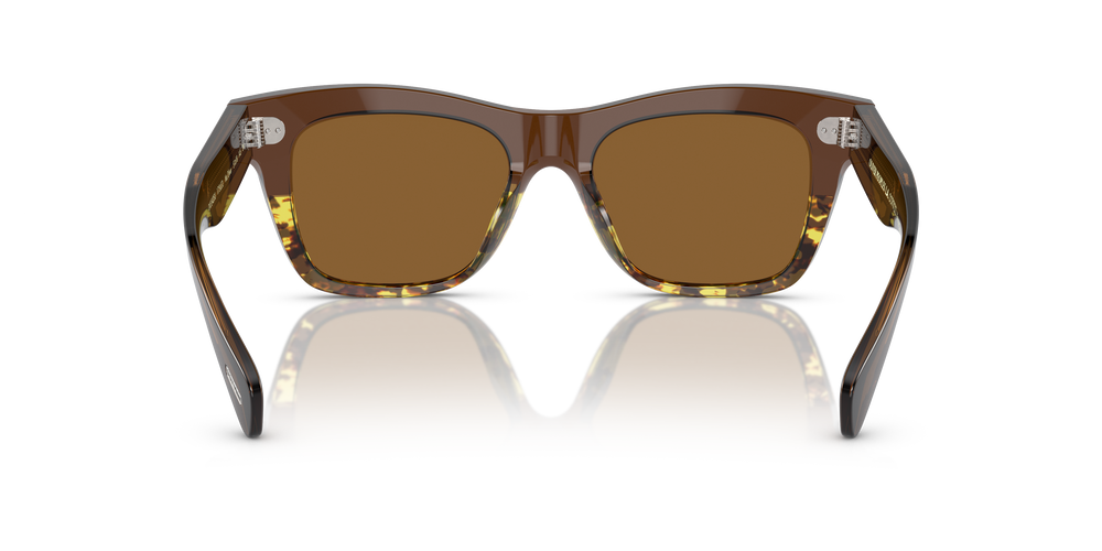 Oliver Peoples Ms. Oliver avec une monture Expresso/382 dégradé et des verres Brun - L'image 5