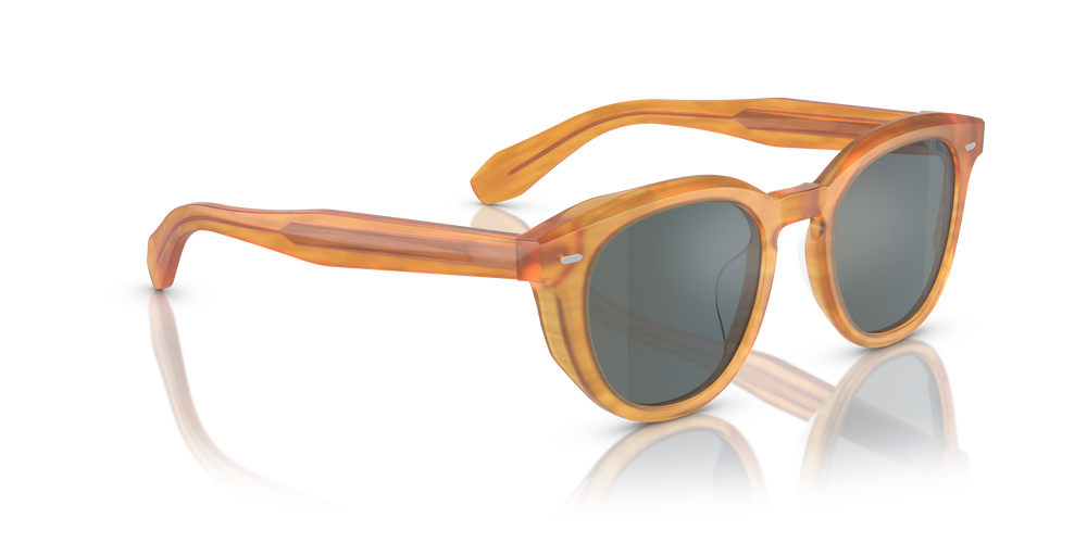 Oliver Peoples N.05 Sun の Semi-Matte Goldwood フレームと リーガル