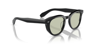 Oliver Peoples N.05 mit Schwarz Gestell - Das Bild 3