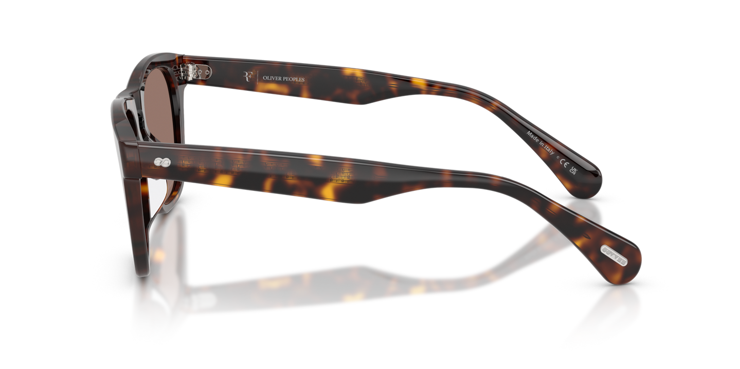 Oliver Peoples R-3 avec une monture 362 et des verres Brun - Image Filigrane personnalisé