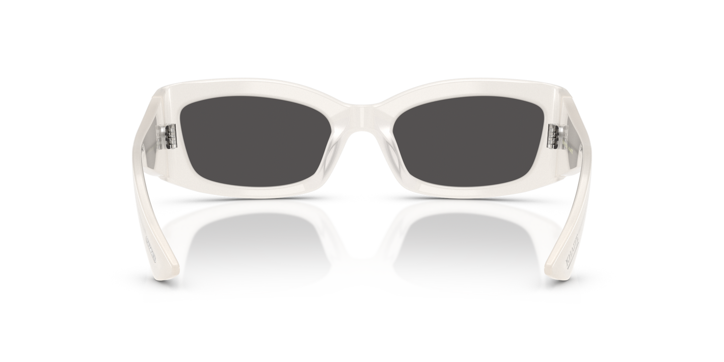 Oliver Peoples 1993C avec une monture Écru et des verres Gris - Image Plaquettes de nez