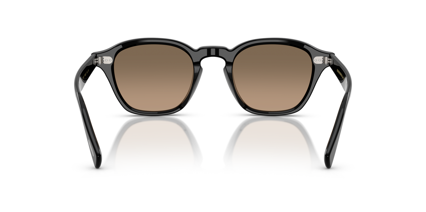 Oliver Peoples Eyles with Black frame and Sandstone Gradient Polar