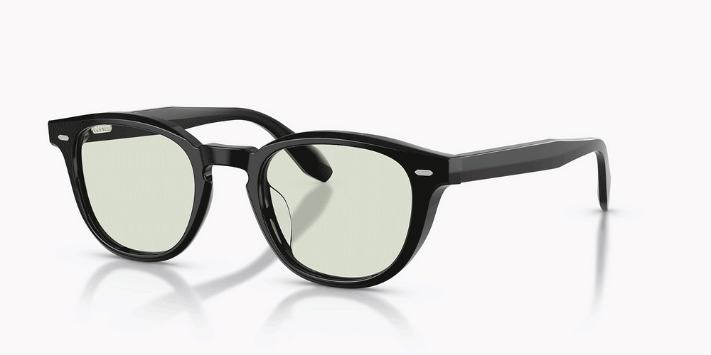 Oliver Peoples N.09 Sun の ブラック フレームと ファーンウォッシュ Oliver Peoples N.09 Sun の ブラック フレームと ファーンウォッシュ