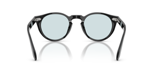 Sie Oliver Peoples N.07 Sun mit Schwarz Gestell und Transparent Gläsern - Das Bild 6