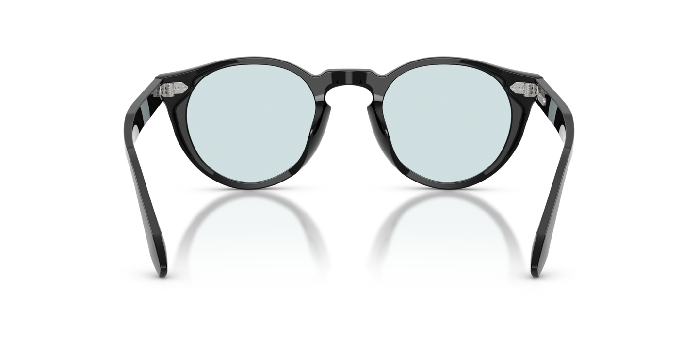 Oliver Peoples N.07 Sun avec une monture Noir et des verres Transparent - Image Plaquettes de nez