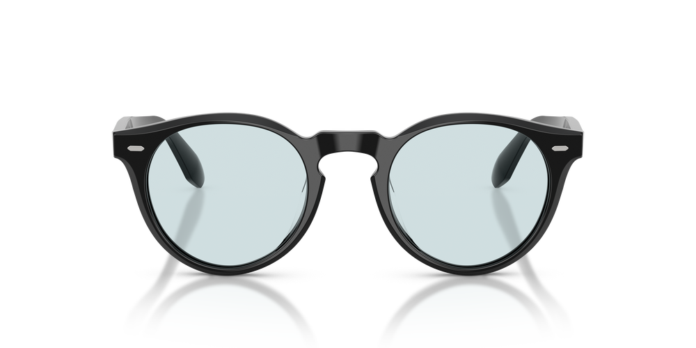 Sie Oliver Peoples N.07 Sun mit Schwarz Gestell und Transparent Gläsern - Das Bild 3