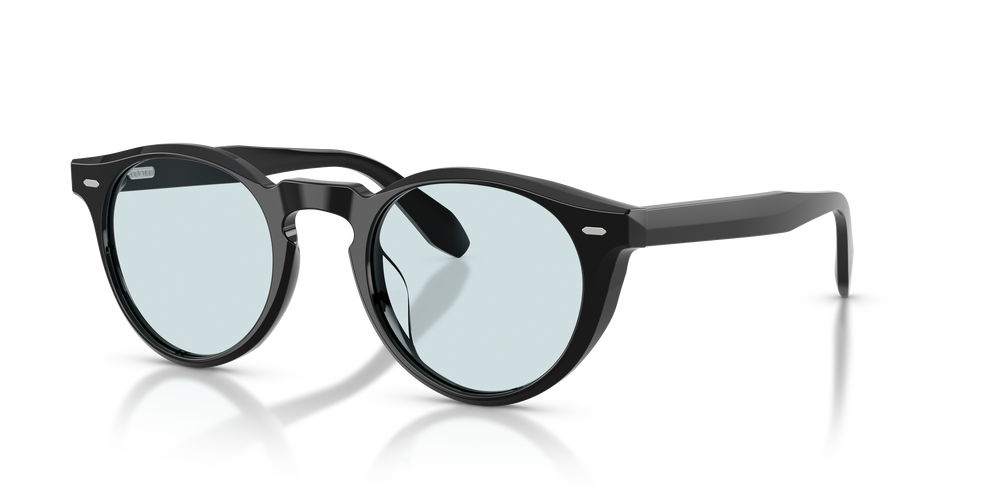 Sie Oliver Peoples N.07 Sun mit Schwarz Gestell und Transparent Gläsern - Das Bild 2